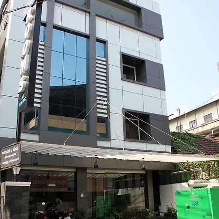 Collection O 8267 Galaxy Inn Kochi المظهر الخارجي الصورة