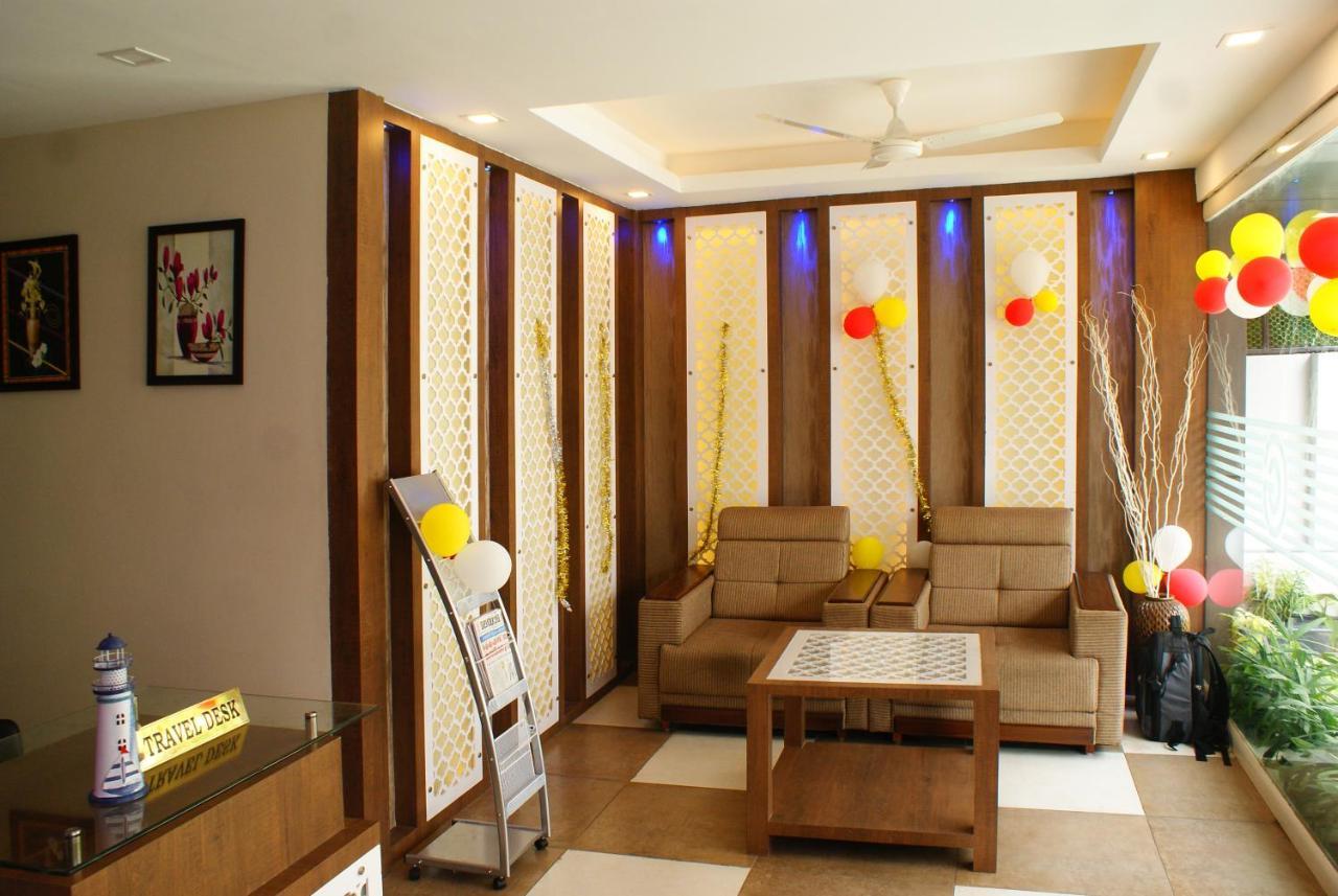 Collection O 8267 Galaxy Inn Kochi المظهر الخارجي الصورة