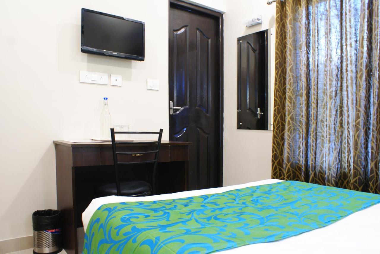 Collection O 8267 Galaxy Inn Kochi المظهر الخارجي الصورة