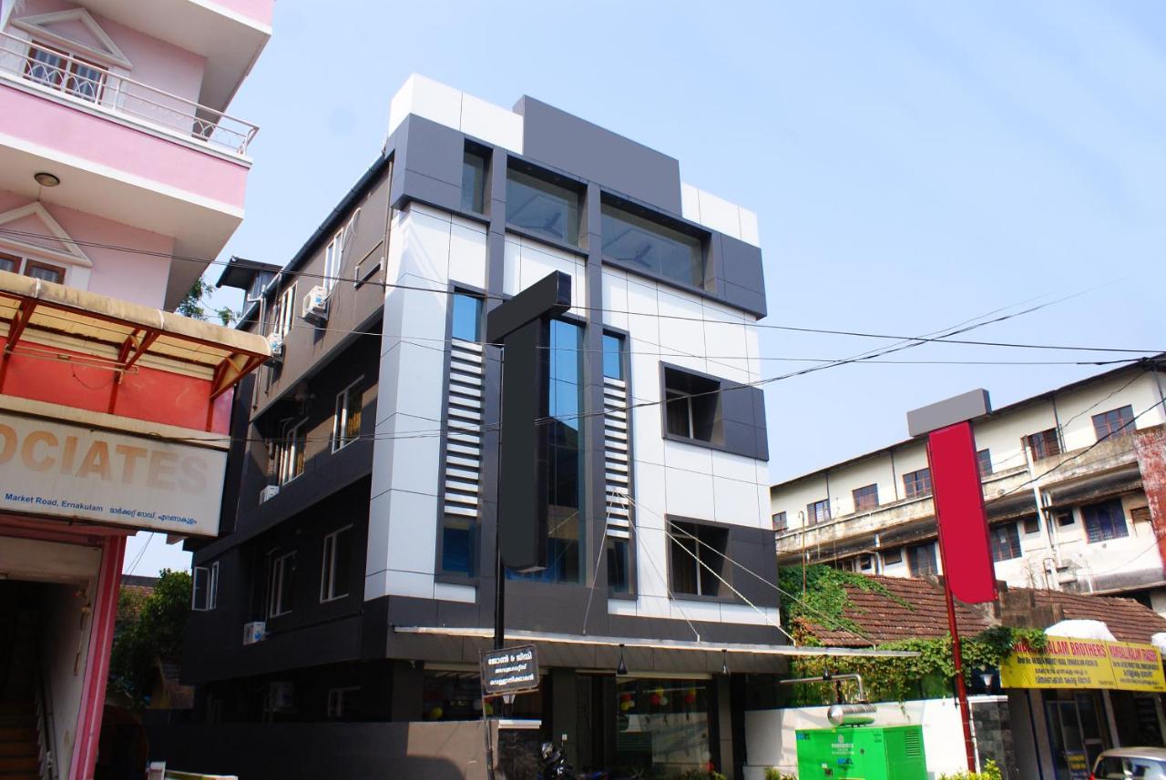 Collection O 8267 Galaxy Inn Kochi المظهر الخارجي الصورة