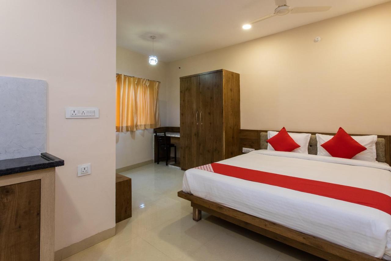 Collection O 8267 Galaxy Inn Kochi المظهر الخارجي الصورة