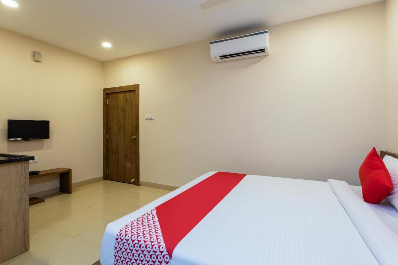 Collection O 8267 Galaxy Inn Kochi المظهر الخارجي الصورة