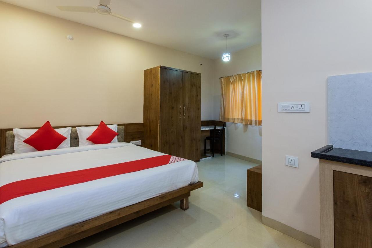 Collection O 8267 Galaxy Inn Kochi المظهر الخارجي الصورة