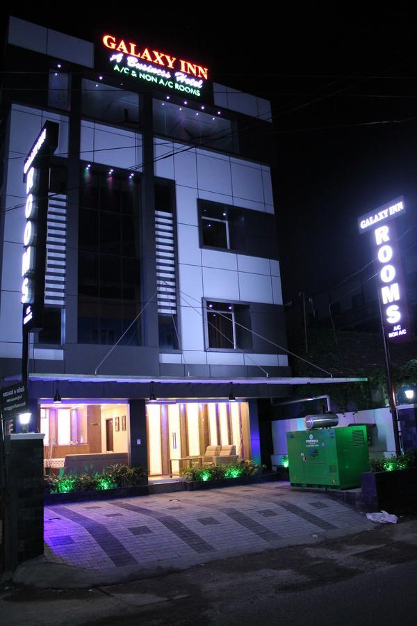 Collection O 8267 Galaxy Inn Kochi المظهر الخارجي الصورة