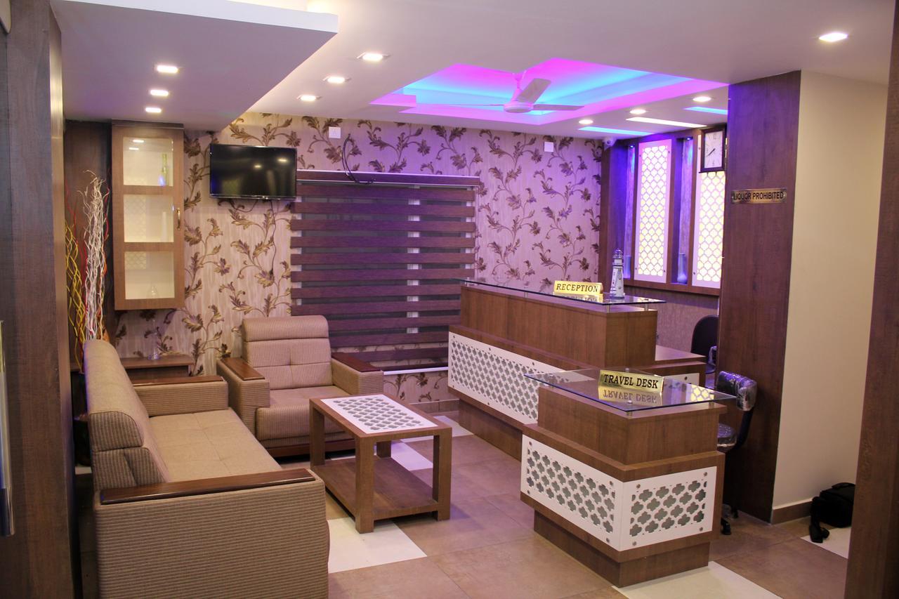 Collection O 8267 Galaxy Inn Kochi المظهر الخارجي الصورة