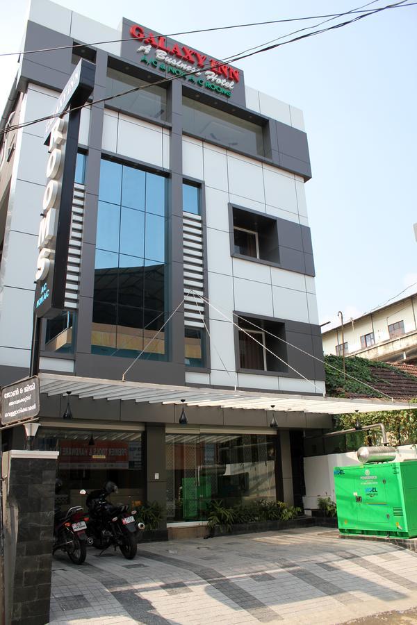 Collection O 8267 Galaxy Inn Kochi المظهر الخارجي الصورة