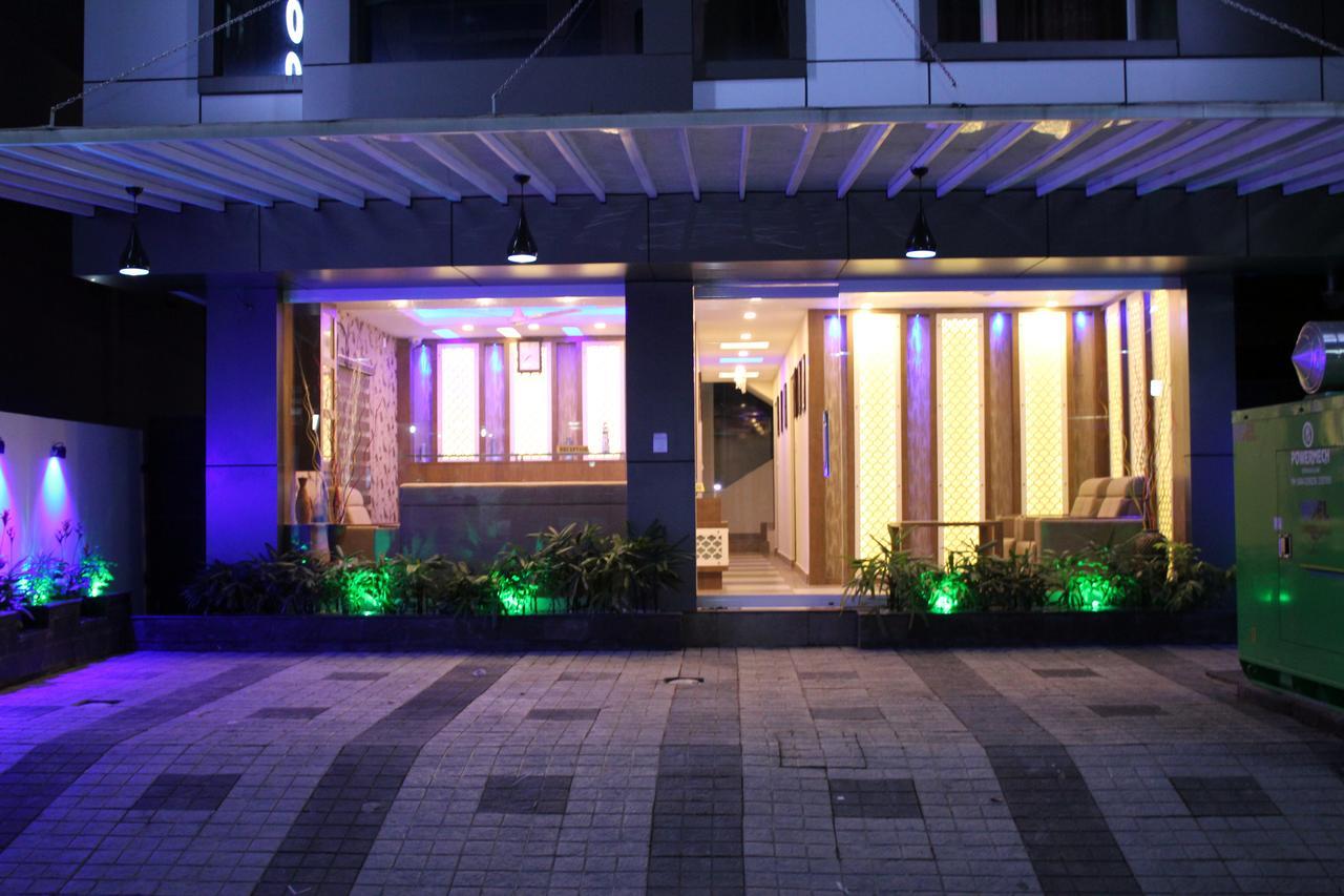 Collection O 8267 Galaxy Inn Kochi المظهر الخارجي الصورة